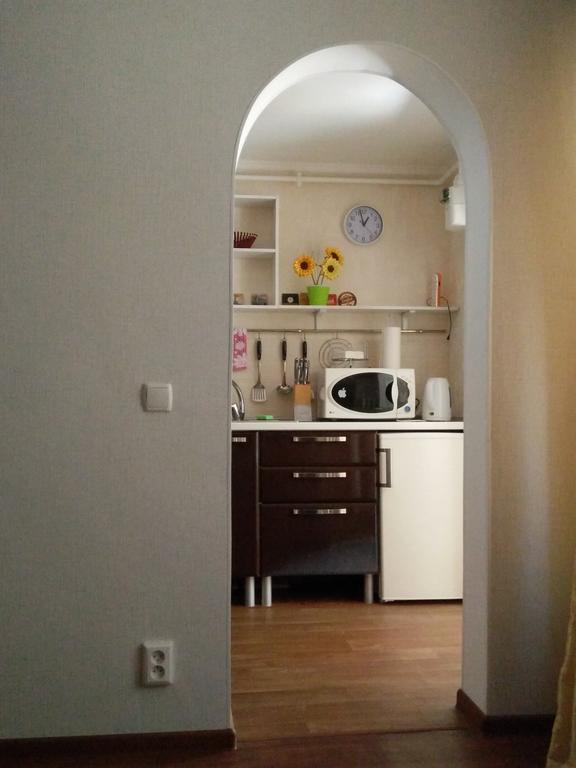 Apartment Nr Railway Station Odessa Exteriör bild